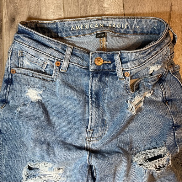 American Eagle Mom Jeans! - Picture 2 of 6